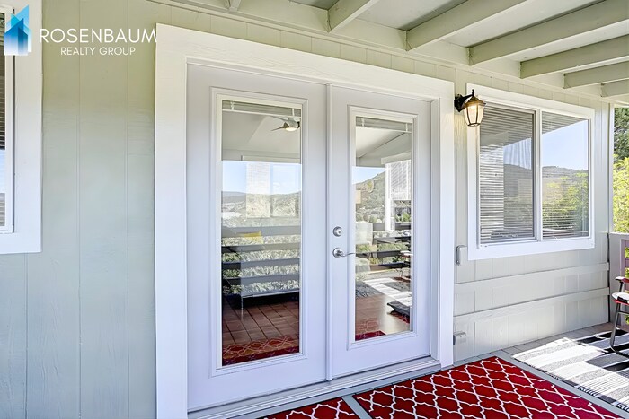 Building Photo - 2518 Hilltop Rd