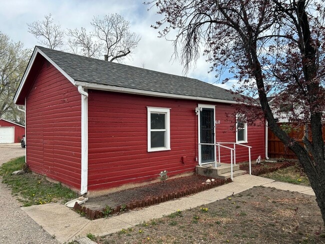 Building Photo - Charming Home with Yard Near Old Town Fort Collins