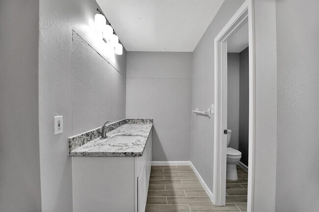 Building Photo - 1505 New Orleans St