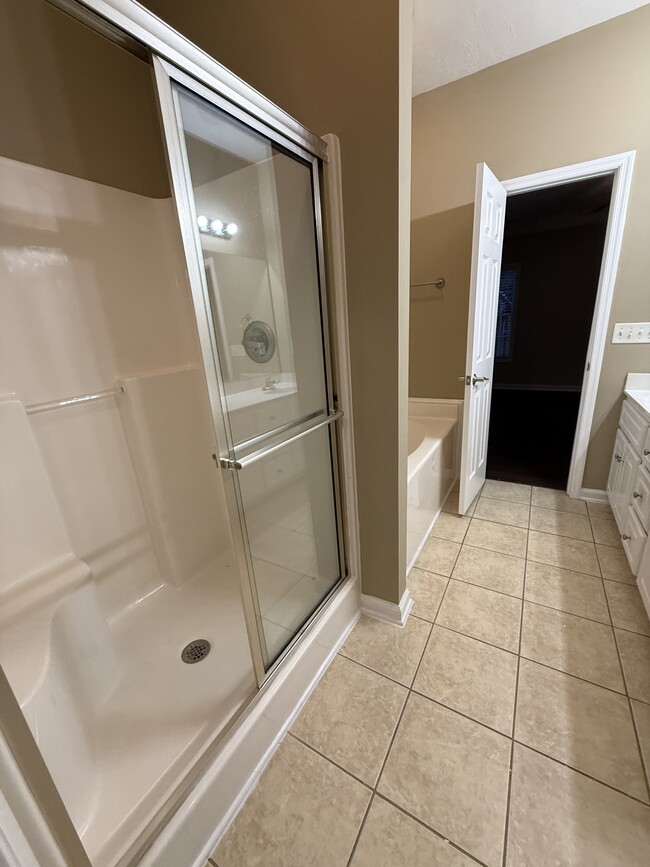 Building Photo - 4304 E Barcelona Way