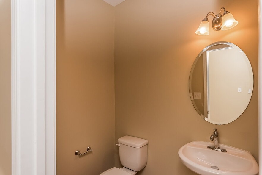 Building Photo - 13633 Porter Creek Rd