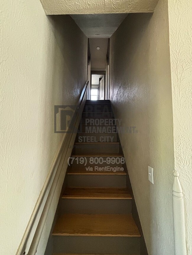 Building Photo - 410 W 13th St
