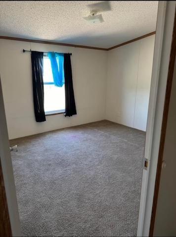 Building Photo - 545 S Apricot Ave