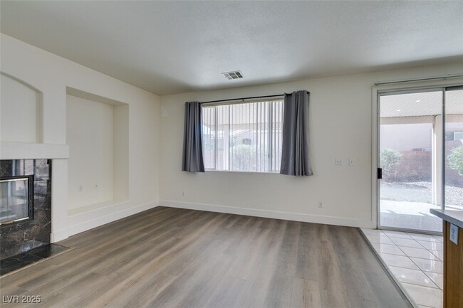Building Photo - 10901 Napa Ridge Dr