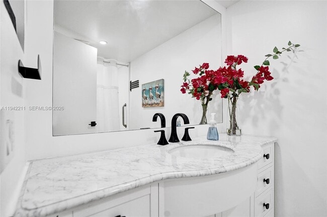 Building Photo - 1201 S Ocean Dr