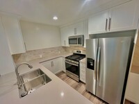 Building Photo - Completley remodeled 2-bed, 2-bath Lawndal...