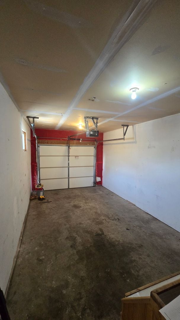 Building Photo - 205 S. Yellowstone, Unit B