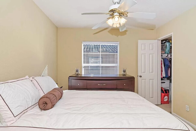 Building Photo - 2901 Escala Cir