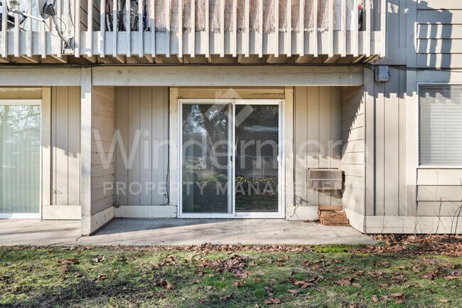 Building Photo - Beautiful and remodeled 1-Bedroom Apartment In Spokane Valley