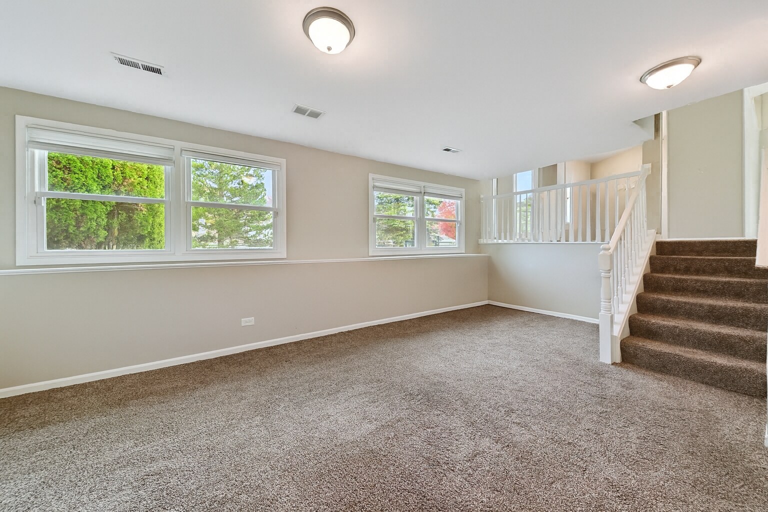 Building Photo - 434 Hunters Way