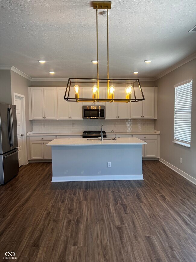 Building Photo - 20074 Edwick Dr