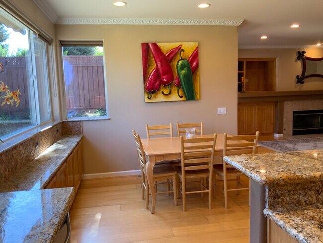 Building Photo - Sky Hawks finest at a price that can't be beat