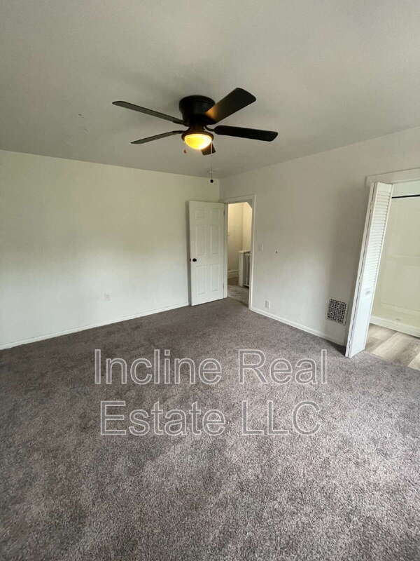 Building Photo - 561 2nd St