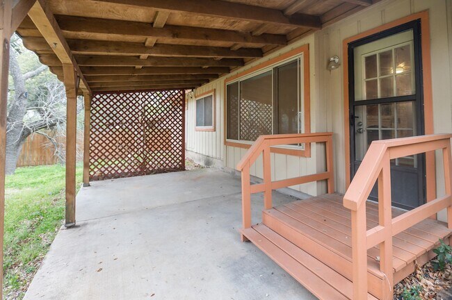 Building Photo - Beautiful Single Family Home in Northwood