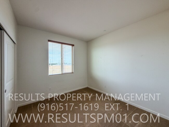 Building Photo - 2165 Camino Real Way