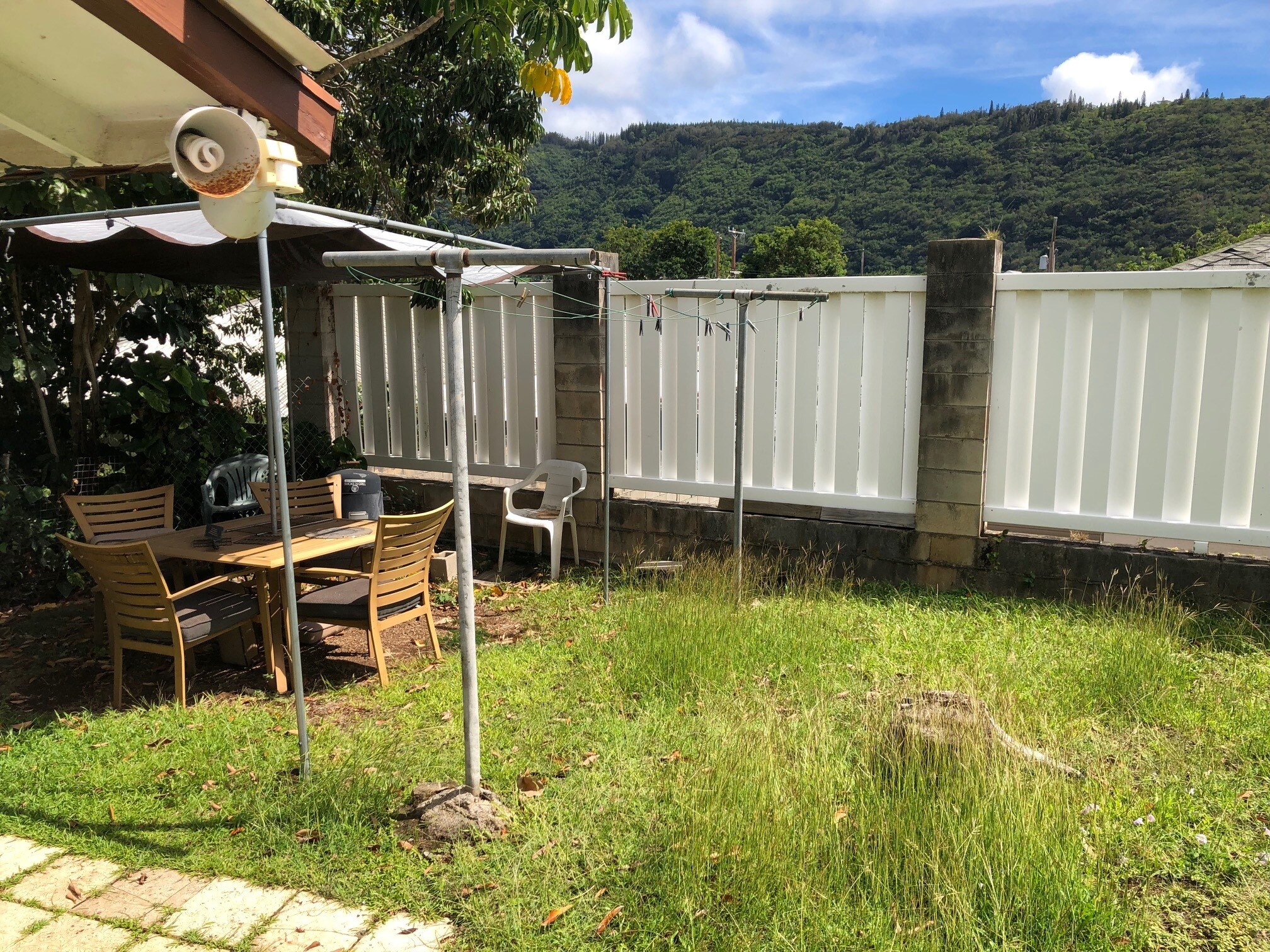 Building Photo - 2739 Hillside Ave