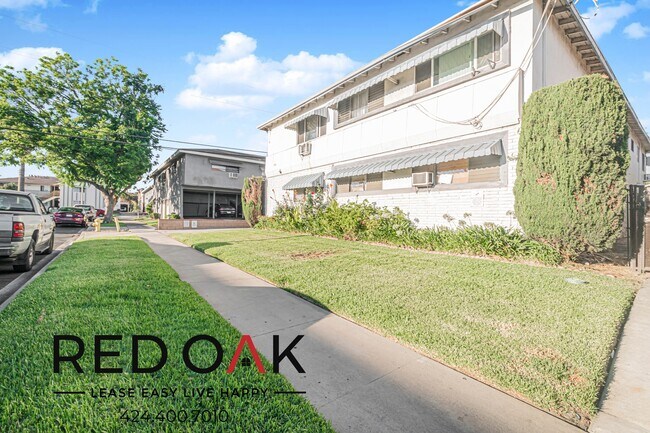 Building Photo - 500 S Eremland Dr