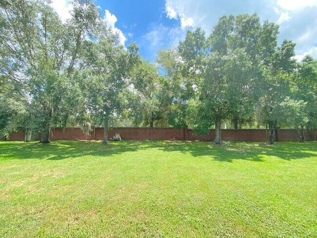 Building Photo - 9729 Pecky Cypress Way