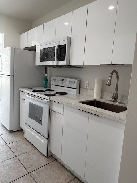 Building Photo - 11270 SW 2nd St