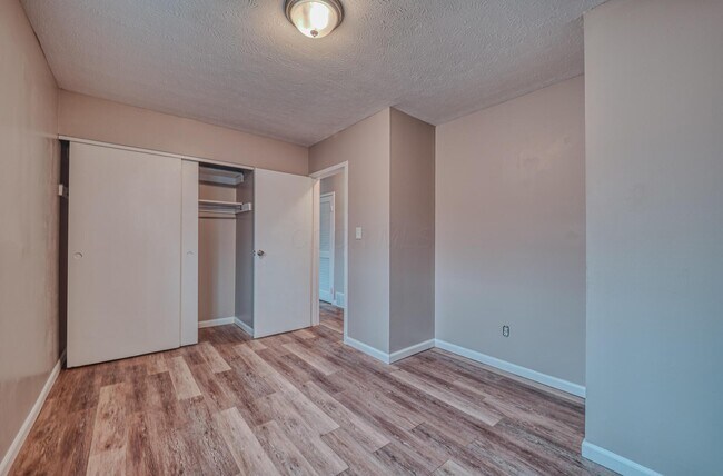 Building Photo - 2735 Joyce Ave