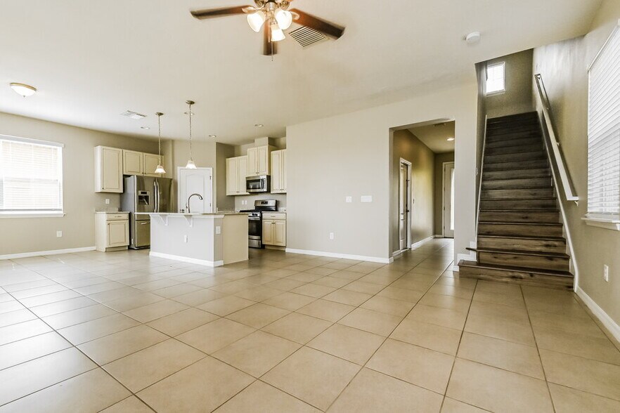Building Photo - 11138 Abaco Island Ave