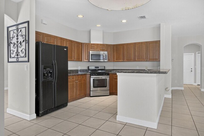 Building Photo - 10671 Old Hammock Wy