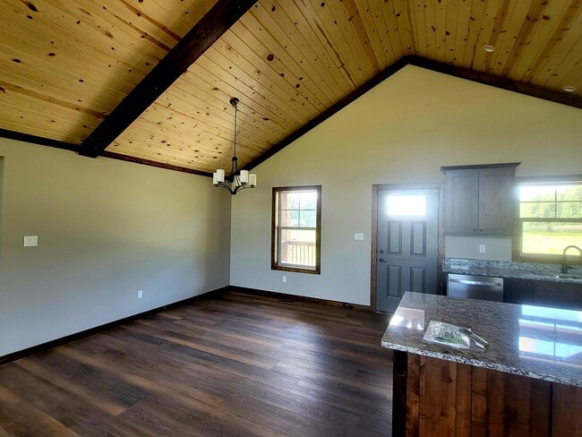 Building Photo - 401 Alpine Dr