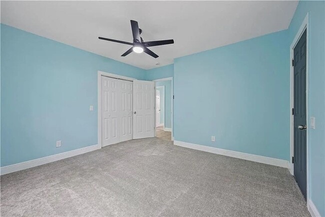 Building Photo - Move In by 5/1 & Save $500 OFF MAY Rent — Fully Renovated Gem!!!
