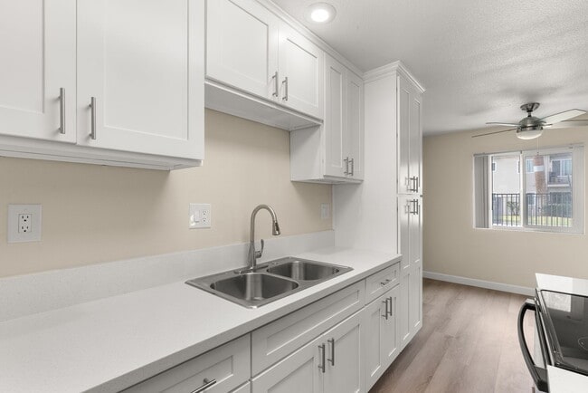 Primary Photo - MAGNOLIA WEST APARTMENTS- RIVERSIDE, CA