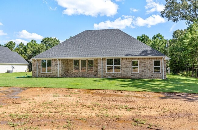 Building Photo - Gorgeous new construction in Flint!