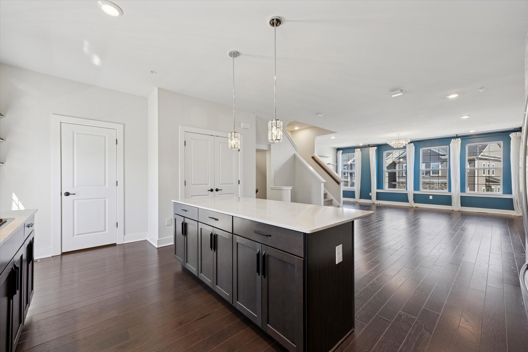 Open Concept - 138 Livingston Ln