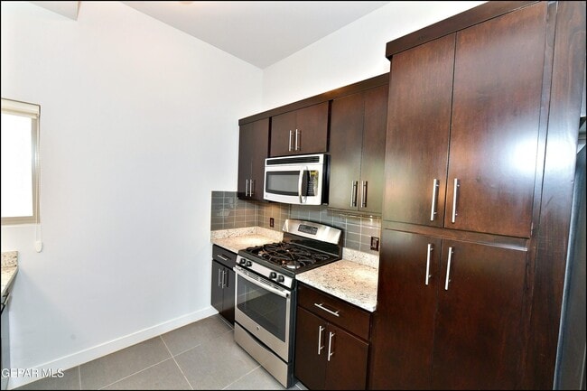 Building Photo - 5973 Cartagena Cir