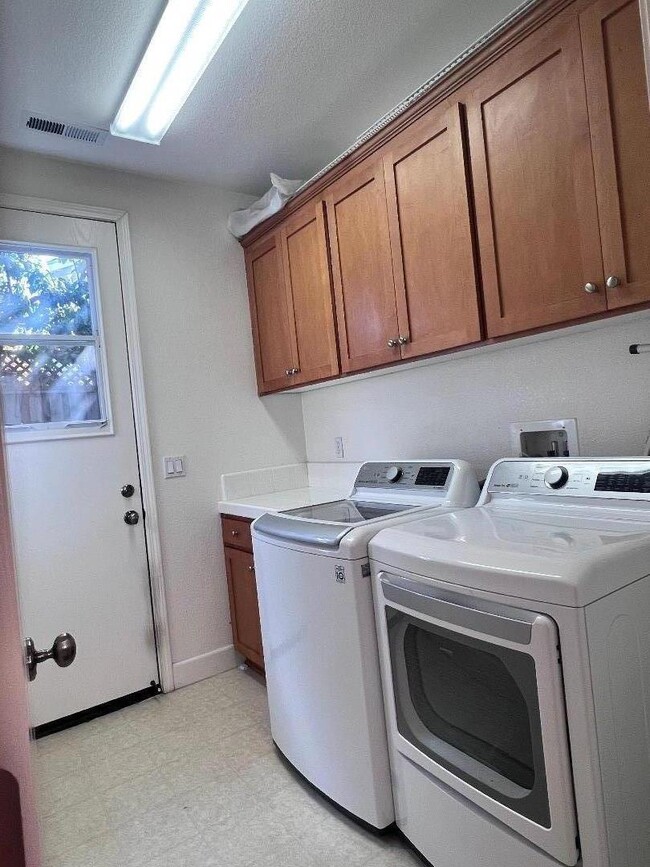 Building Photo - 20600 Murano Cir