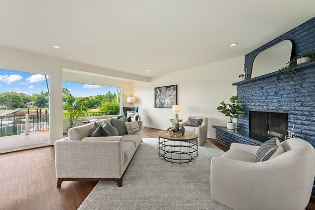 Building Photo - 540 N Hayden Bay Dr