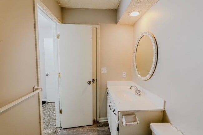 Building Photo - 6809 W 149th Terrace