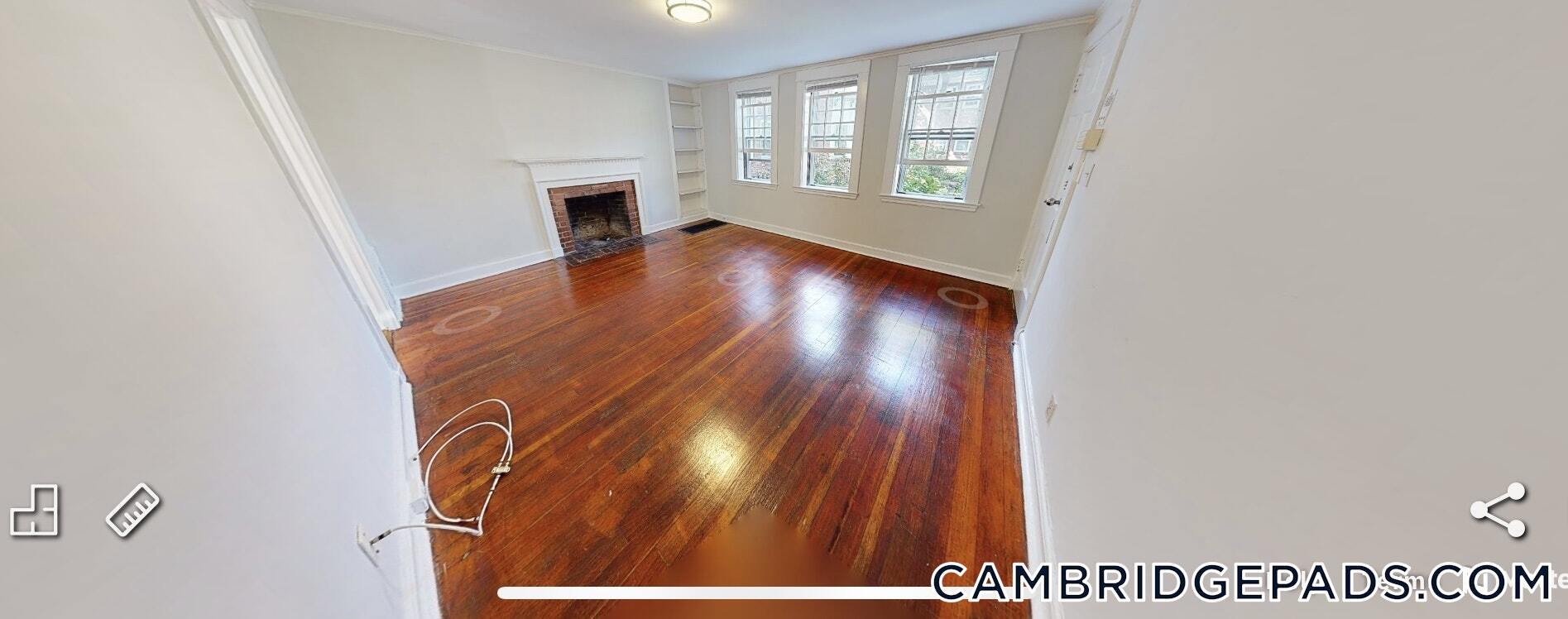 Building Photo - 38 Gibson St