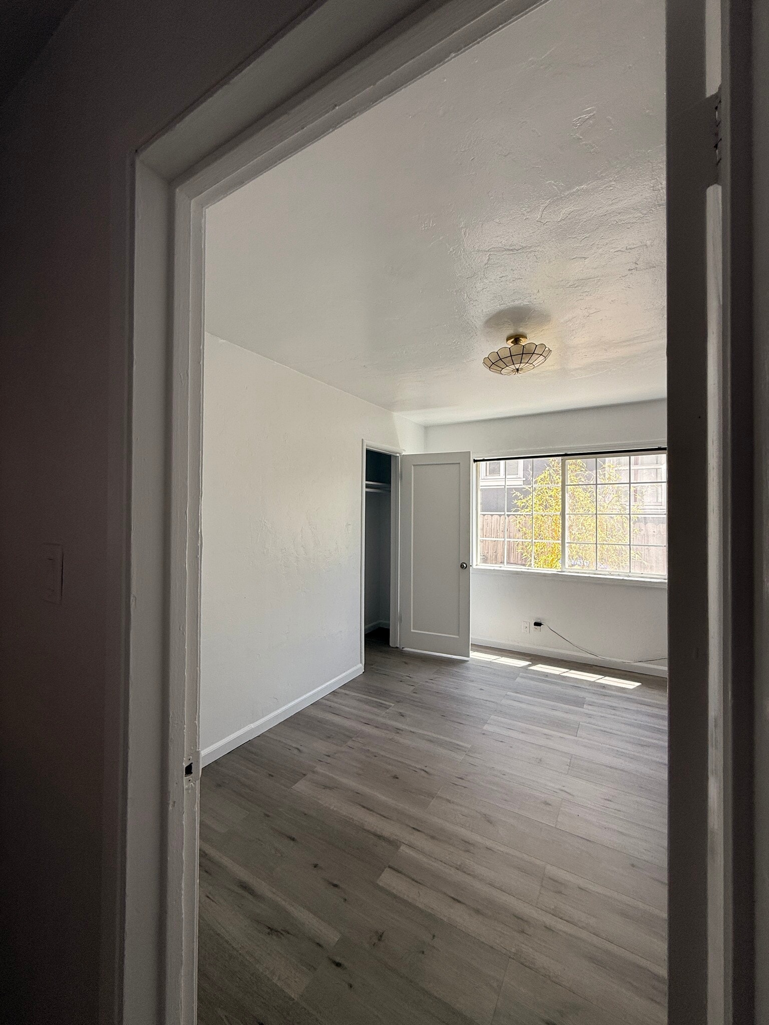 Building Photo - 5360 Brookdale Ave