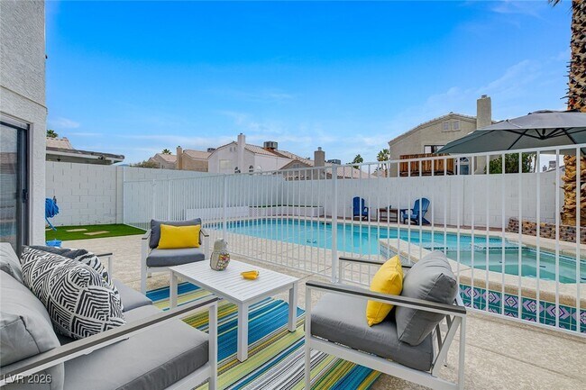 Building Photo - 8208 Ogee Dr