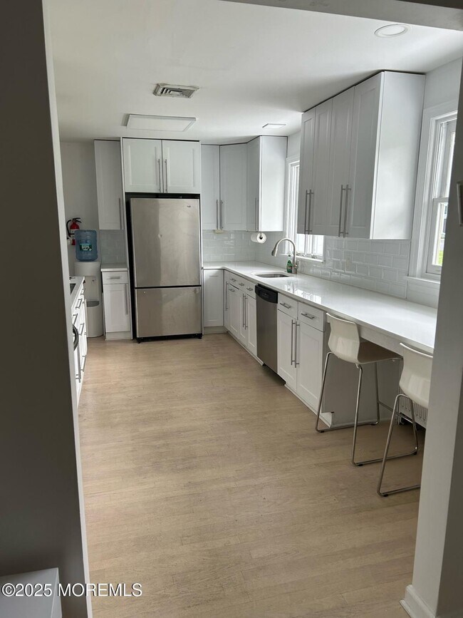 Building Photo - 17 Palmer Ave