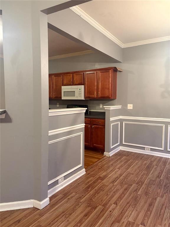 Building Photo - 5955 Bentley Way