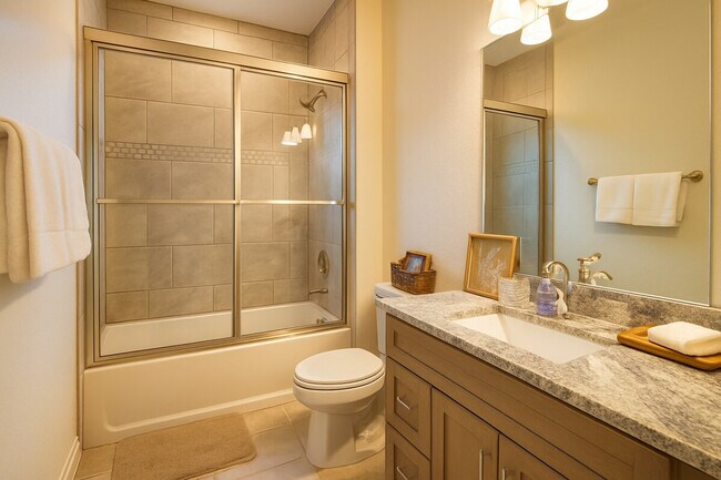 Building Photo - 340 NW 59th Ct