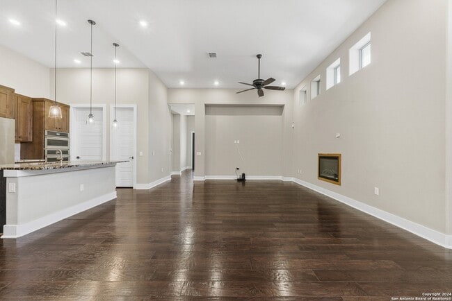 Building Photo - 6705 Abarth Ln