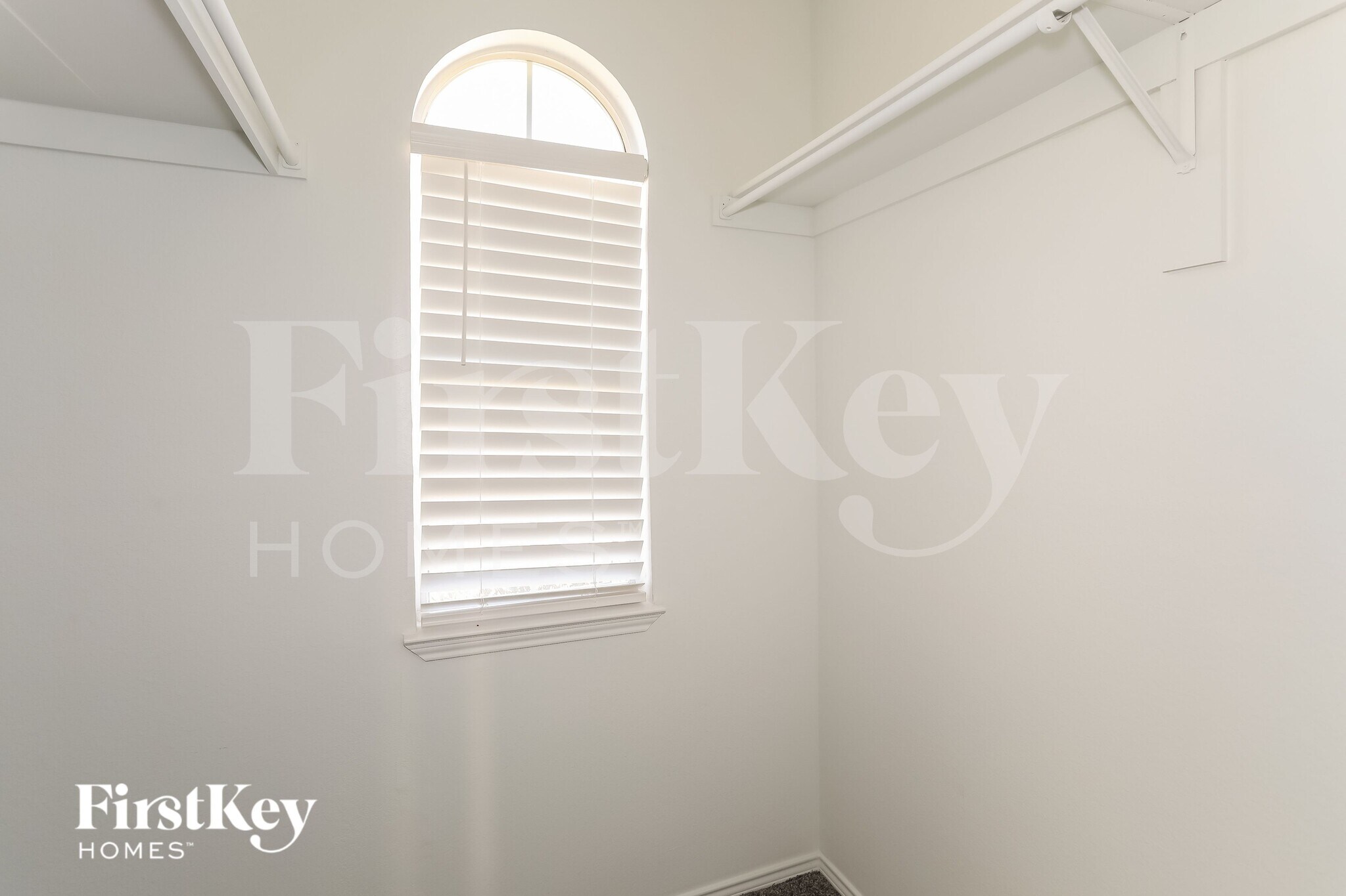 Building Photo - 5210 Orlando Cir