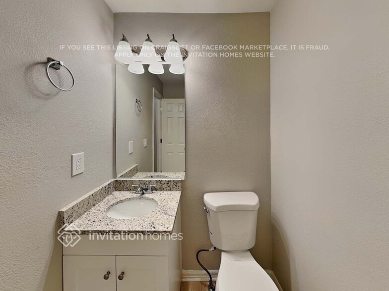 Building Photo - 6454 W 96th Pl