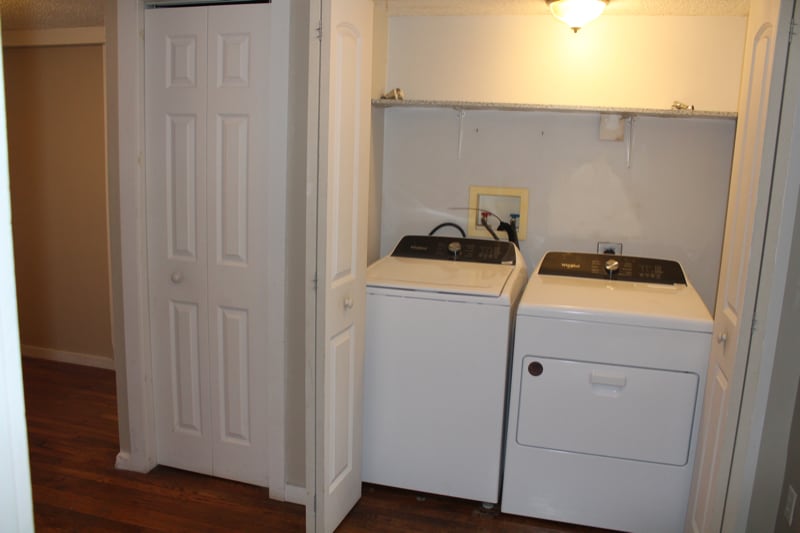 Building Photo - 1602 Dixon St