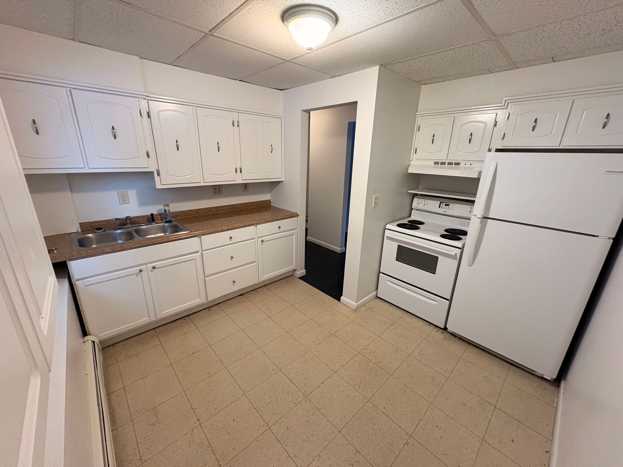 Kitchen - 45 Barrett St