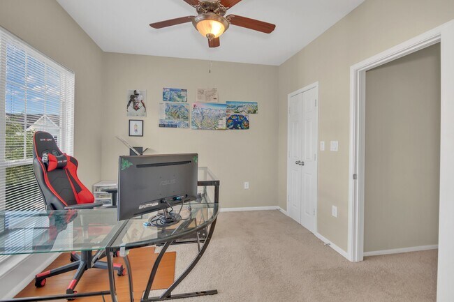 Building Photo - 9200 Westheimer Rd