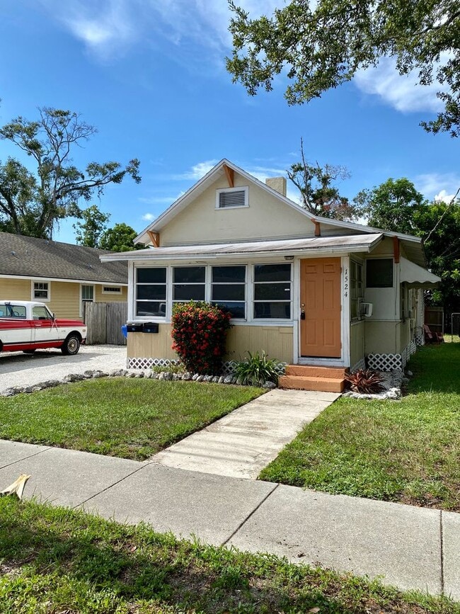 Building Photo - 1524 Ballard Park Dr