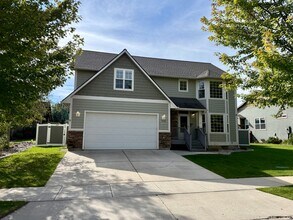 Building Photo - 5436 Bigfork Rd