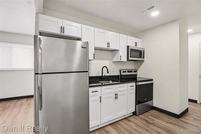 Building Photo - 13031 Joy Rd